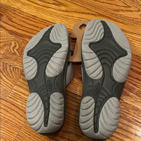 Keen Bali Charcoal Sandals - Picture 3 of 3